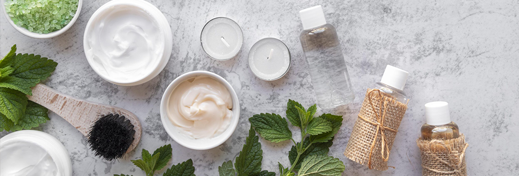 Pros and cons of natural facial cosmetics